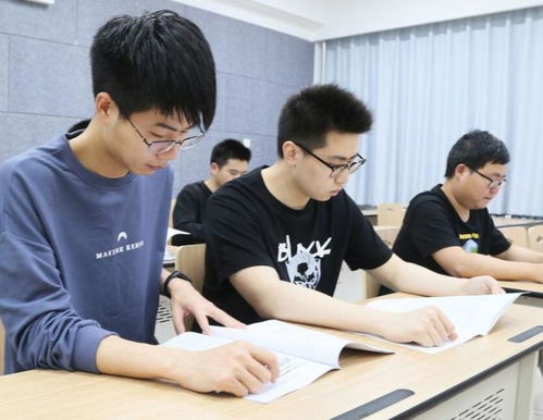 高中三年,考上985的学生要付出哪些努力 答案可能并不如你所想